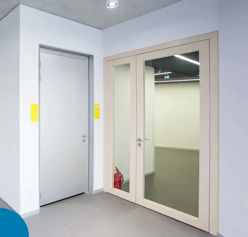 Jedno, dwu skrzydłowe drzwi przeciwpożarowe  ppoż ei30, ei60, ei120 w projekcie.